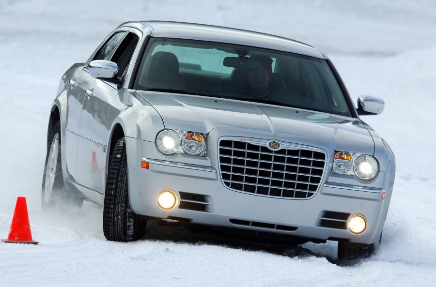 Chrysler 300C (LX) 2005 года  (фото 14 из 120)